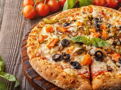 depositphotos_146000553-stock-photo-vegetarian-pizza-with-mozzarella-cheese